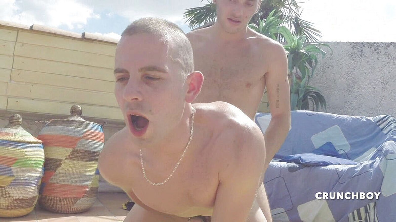 French Twinks Amator videos: Mladý gay zneužitý venku svým nejlepším přítelem, přímo zvědavý