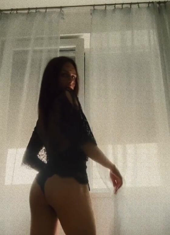 TS Kylie Star: Ah, beni aldın!