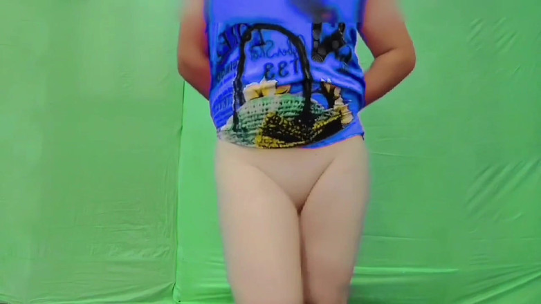 Kitty_Cross: Muslos altos y ojos de dormitorio