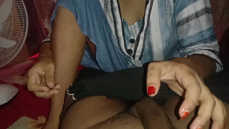 Boneshaker: 特写性爱视频德西