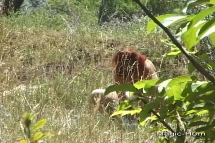 Enjoy German porn: Awek Jerman ladang ini dapat menunggang zakar dalam rewerse cowgirl