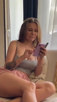 Alexa-poshspicy's Stepsister Lost the Bet and Let Her on Her Face