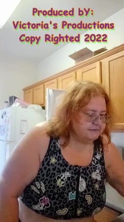 BBW nurse Vicki adventures with friends: Sweaty cleaning girl BBW mature nurse Vicki