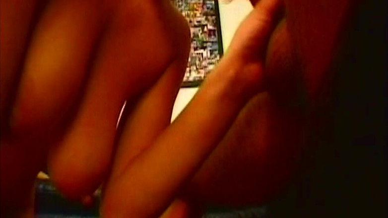 NAUGHTYPOLSKA: ホットなスラットブロンドのフェラチオと飲み込み