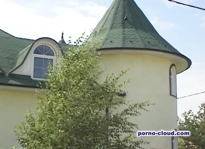 Porno Cloud: Dupla foda senhora leva na bunda dela