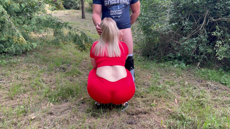 Christy X Taylor: Ssałem i cummed w usta moich przyjaciół żon w lesie