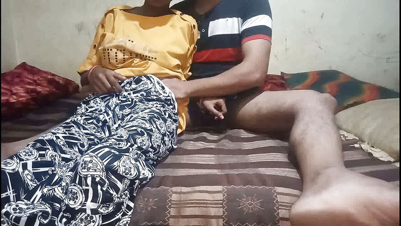 Truefuker: Seksi tina ne pados ke ladke ko pta ke rat...