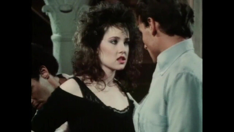 Vintage megastore: Si cantik yang lagi sange berat ini dientot habis-habisan sama...