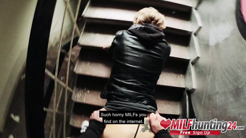 MILF Hunter 24: The MILF hunter bones a skinny MILF in an abandoned...