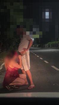 Hot Bhabhi Fucking Stranger on Road