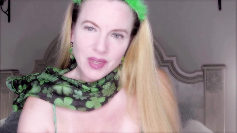Nikki Nevada: St Patrick's Day partying from head to toe - dildo fucking...