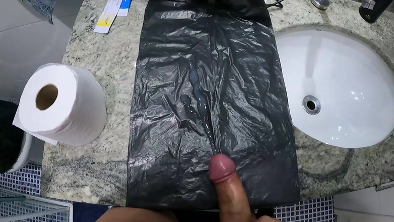 Agatha Lyra: Быстрый и вкусный ручной минет.