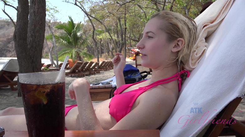 ATK Fans (Girlfriends): Blonde slut fucks amazing