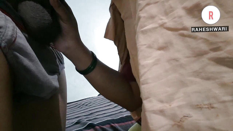 Raheshwari: hårdhänt anal knull - Desi moster knullad i rövhål