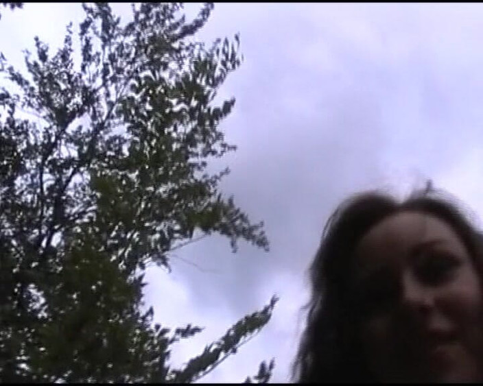 Deutsche Madchen: Două gagici drăguțe germane care se joacă împreună în sesiune în aer liber