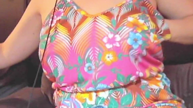 Minhaesposaparaoutro: Meine ehefrau zeigt muschi und dicke möpse