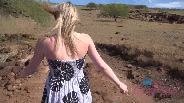ATK Fans (Girlfriends): Melody Marks virtual vacation with Stepdaddy POV
