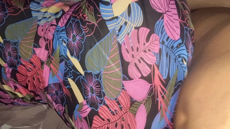 E-Alfa: La puttana con un vestito mi dà il culo facile