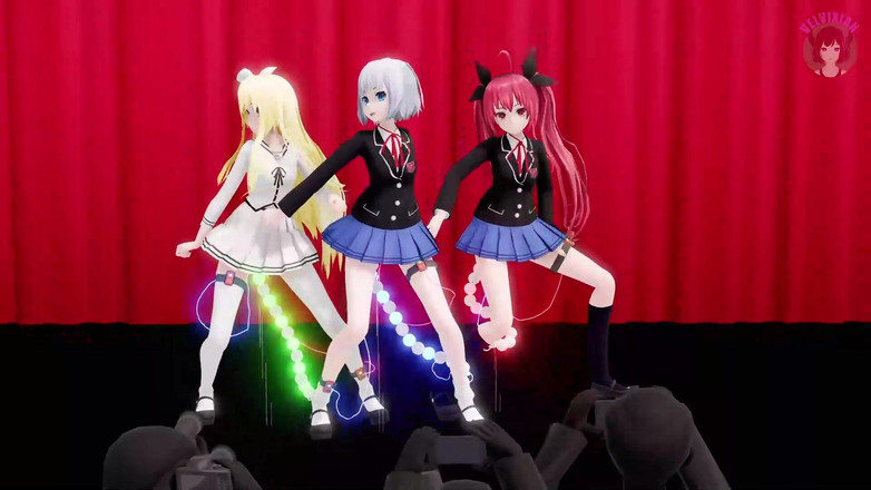 Velvixian: Молоді танцюють з секс-іграшками