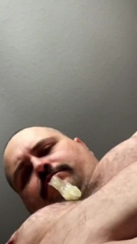 A Thirsty Cumpig.