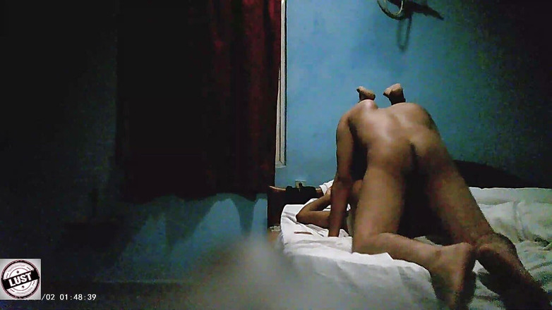 Lust_lover: Mengongkek si jalang Telugu di Oyo bahagian 3