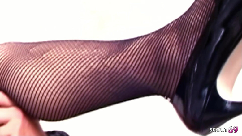 Shemale TS Collection: Pantat bahenol tante semok latina dientot habis-habisan sama cowok-cowok