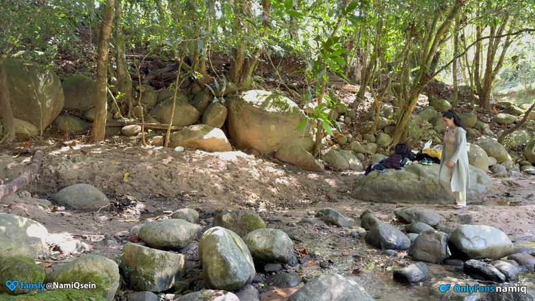 NamiQsein: Komşusu tarafından bir nehir sikişirken keşfedildi