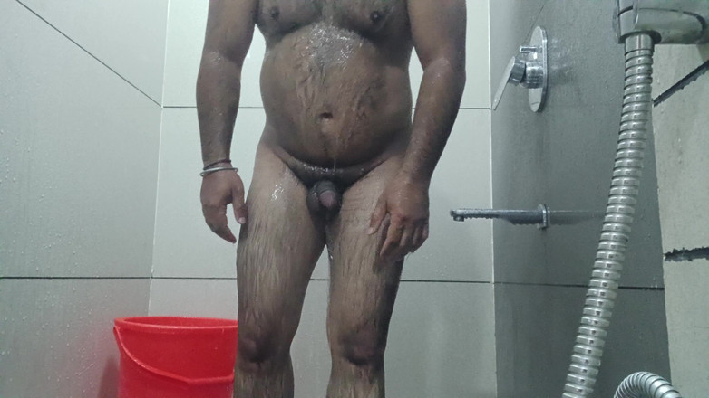 Austin Rose: Spectacol sexy cu baie în pielea goală, Daady