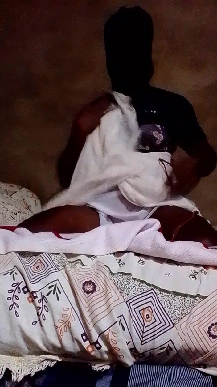 Jaanu294: Білі спідниці блакитні трусики