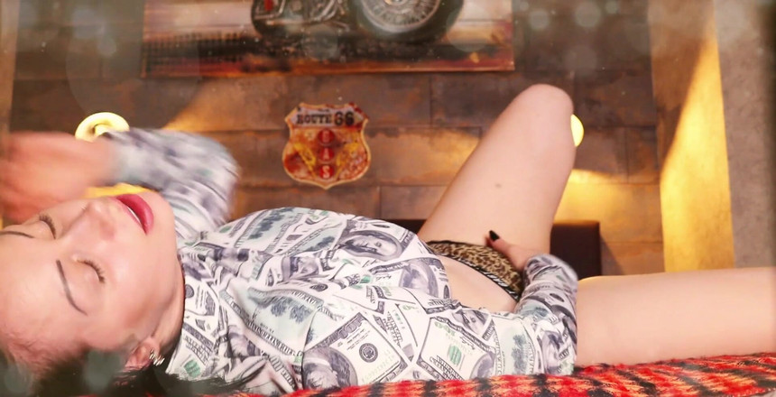 Goddess Misha Goldy: Juego de control sensual "luz roja y verde" termina 4 cuenta regresiva