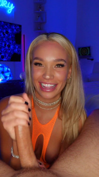 Facial For Real Life Fuckdoll Rara Knups