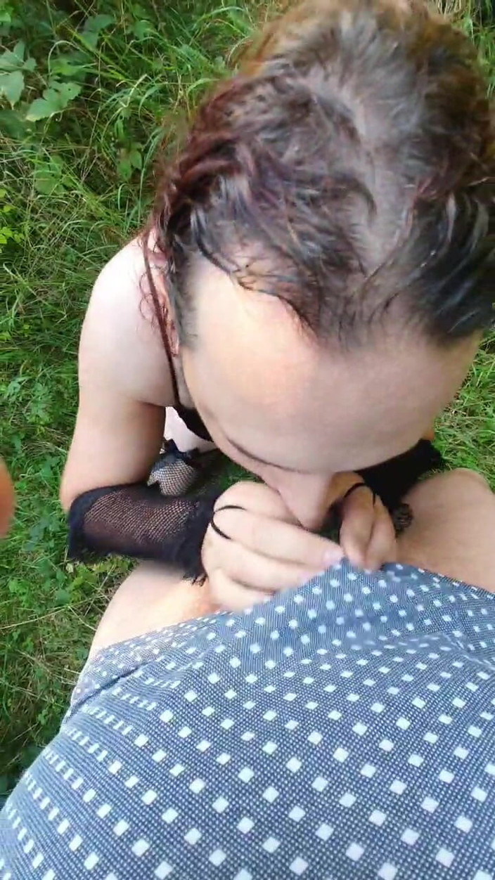 CouraPavla: Slut Blowjob