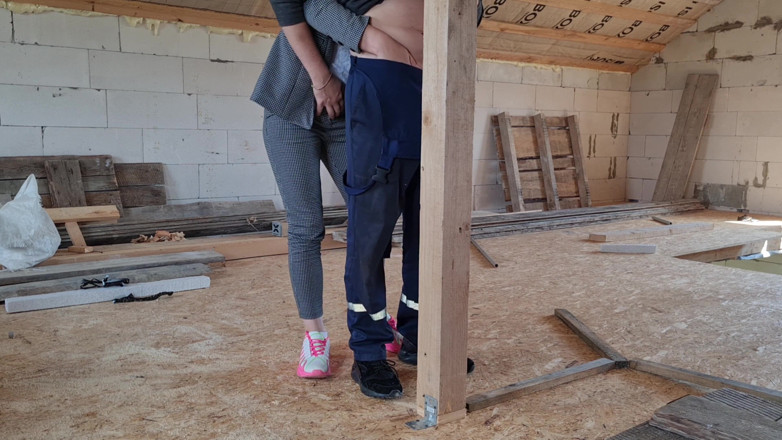 Viktoria_sekret: Hot wife gets a creampie from a stranger