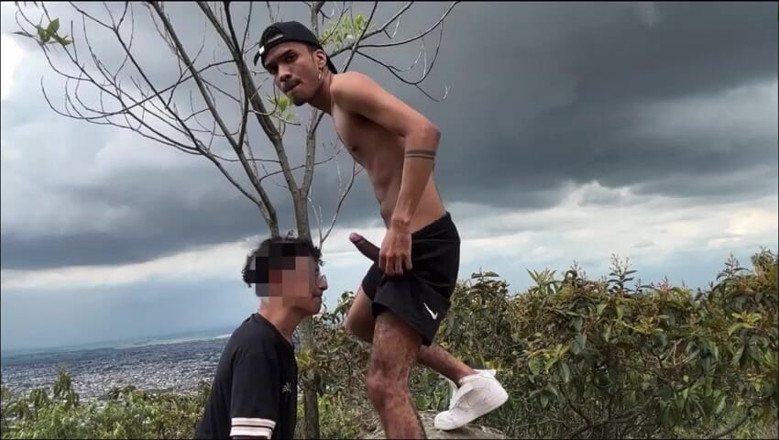 vergar4_daviid: Sucking the Athlete's Cock with a Huge Cock