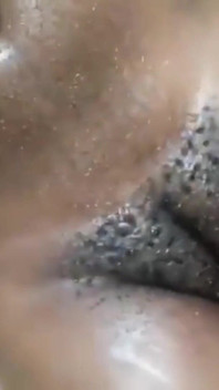 Moje kundička tě sleduje