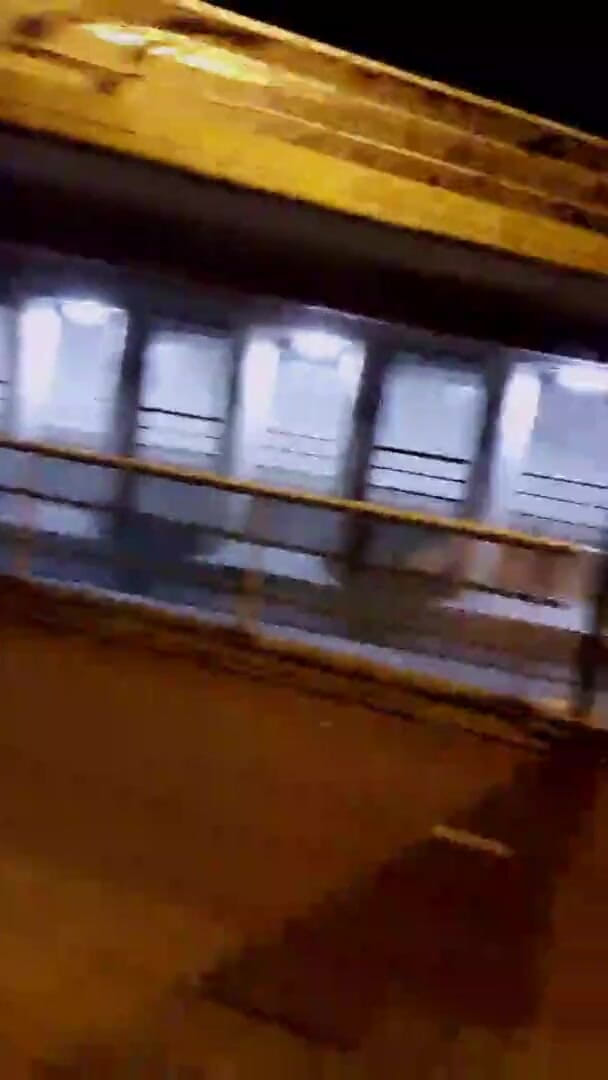 Slutboyben: Slutboyben Cam4 Pornoqueen Benjamin Xposeing na noční veřejnosti