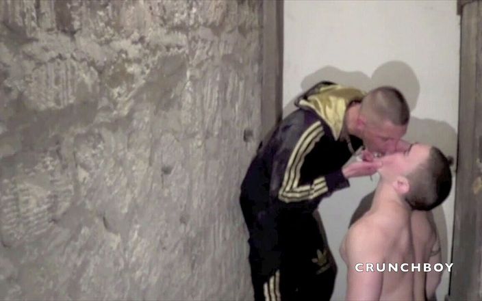 Raw French Bad boys: Matt submissed by seyx top Arab with xxl cock