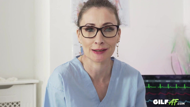 Gilf AF: Skinny Nurse GILF Scarlet Louse Wanted a Creampie