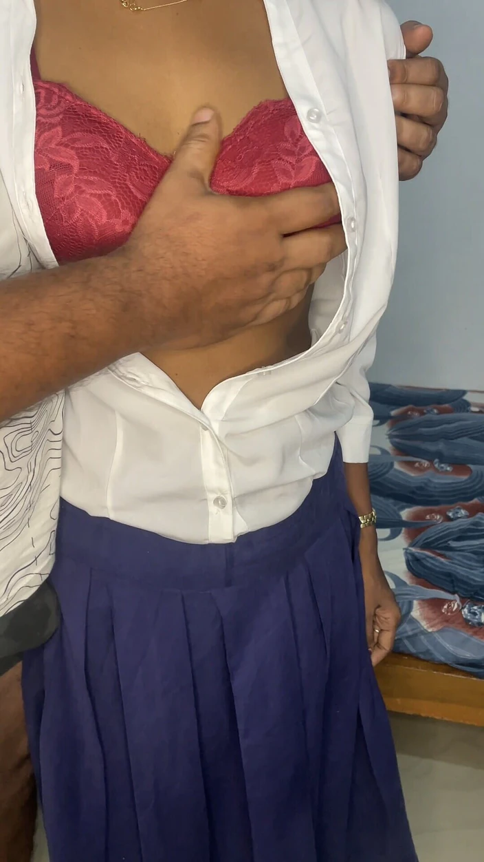 Desi girl riya: Desi Indian Virgin girl First Time Anal