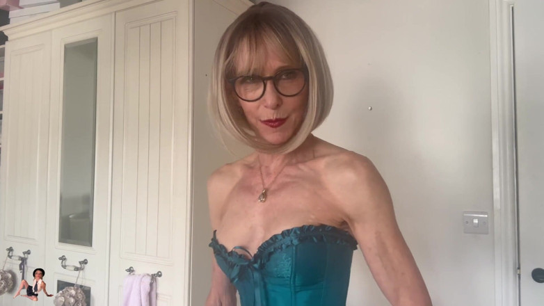 Deeliteful Jacy: Granny's Longing