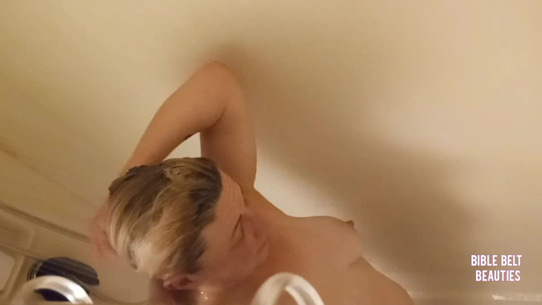 Rob Strokes: POV nevlastní mámy ve sprše