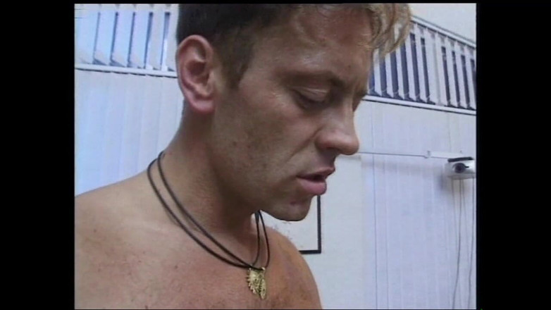 MMV films - The Original: Винтажный бондаж с Rocco Siffredi трахается в задницу и кончает на очко двух тинок