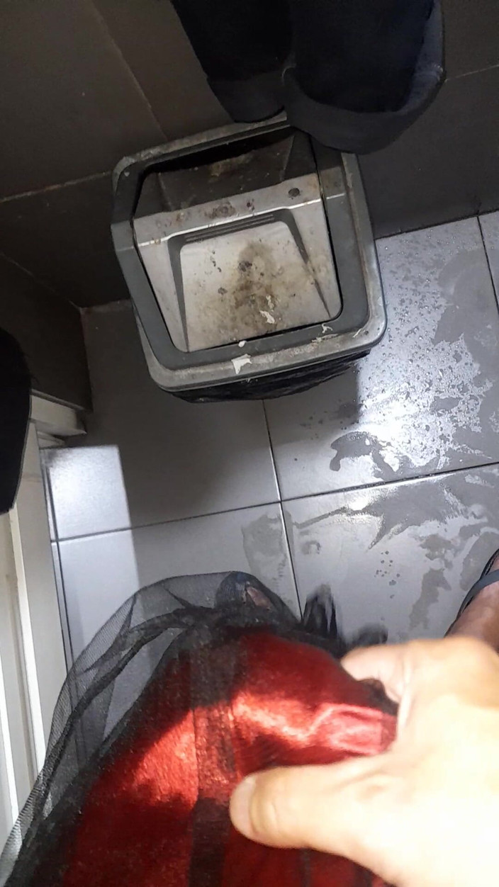 Naomisinka: Sborrata dentro la seta di seta di raso da un...