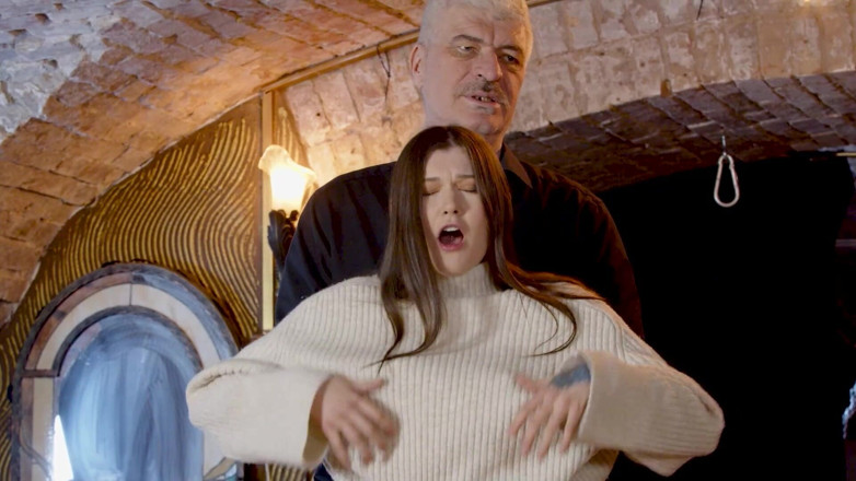 Max Lomp extreme BDSM: Testing an untouched teen – Ariana's debut