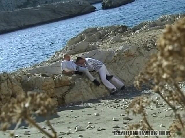 Gay Life Network: Twink plajda sikiliyor