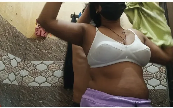 Pinkyrani2333: Served's Sister in Law Left Naked in the Bathroom