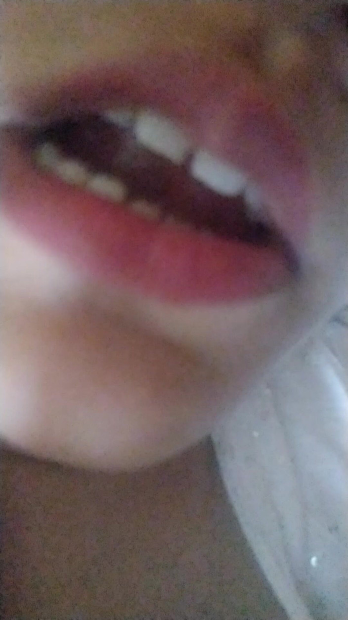 Dr_doom21: Bhabhiji's juicy lips with voice