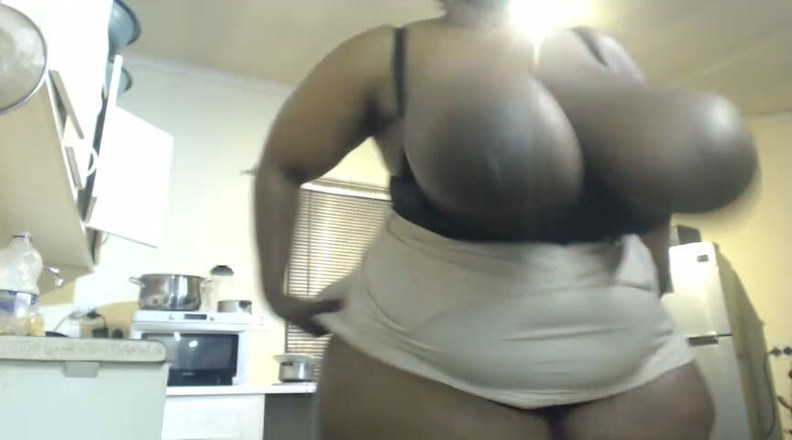 Legendary Booty Overdose: エッチなSSBBWストリップショーとうめき声フェチ