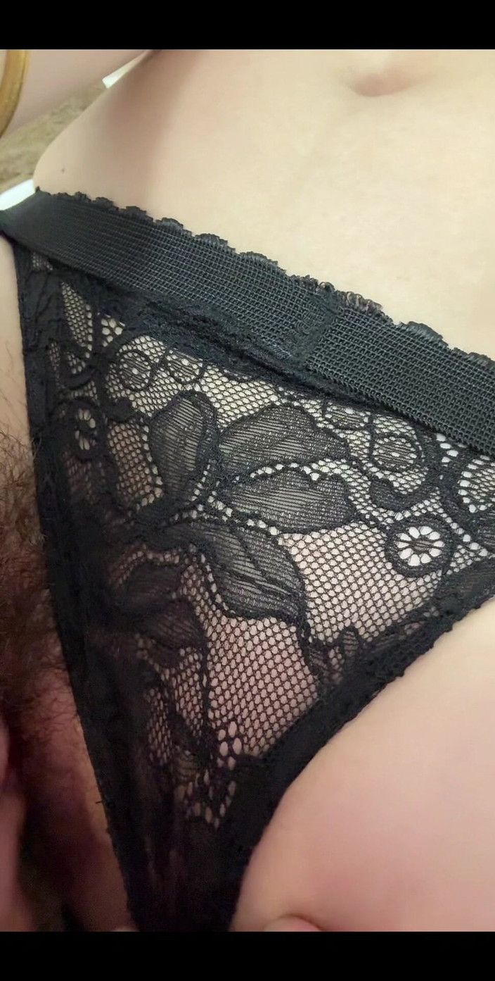 RUIRUI: Otele gel: Otel misafirleriyle seks yapmayı seven bir temizlikçi