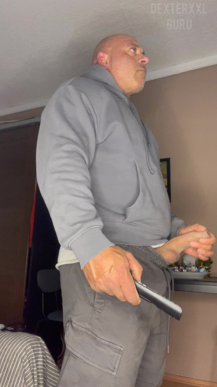 Mr. Guru: Señor Guru. Paja rápida culturista grande